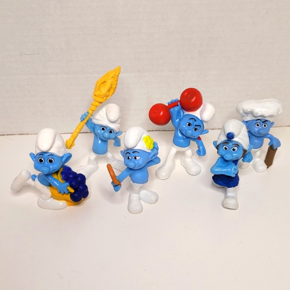 Smurf Characters Lot of Six Collectible McDonalds 2011